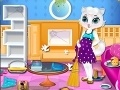 Spel Pregnant Catty Cleaning