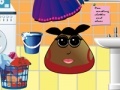 Spel Pou girl washing clothes and shoes